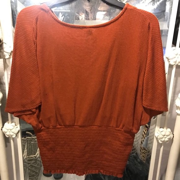 Burnt Orange Top - Picture 2 of 2